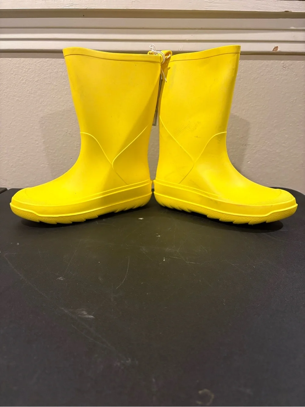 Cat and Jacks Andy Kids Yellow Rubber Rain Snow Mud Boots Youth Size 2Y